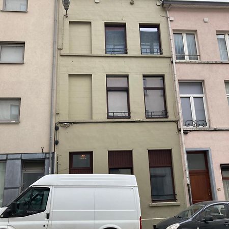 Awesome Studio In Marolles Appartement Brussel Buitenkant foto