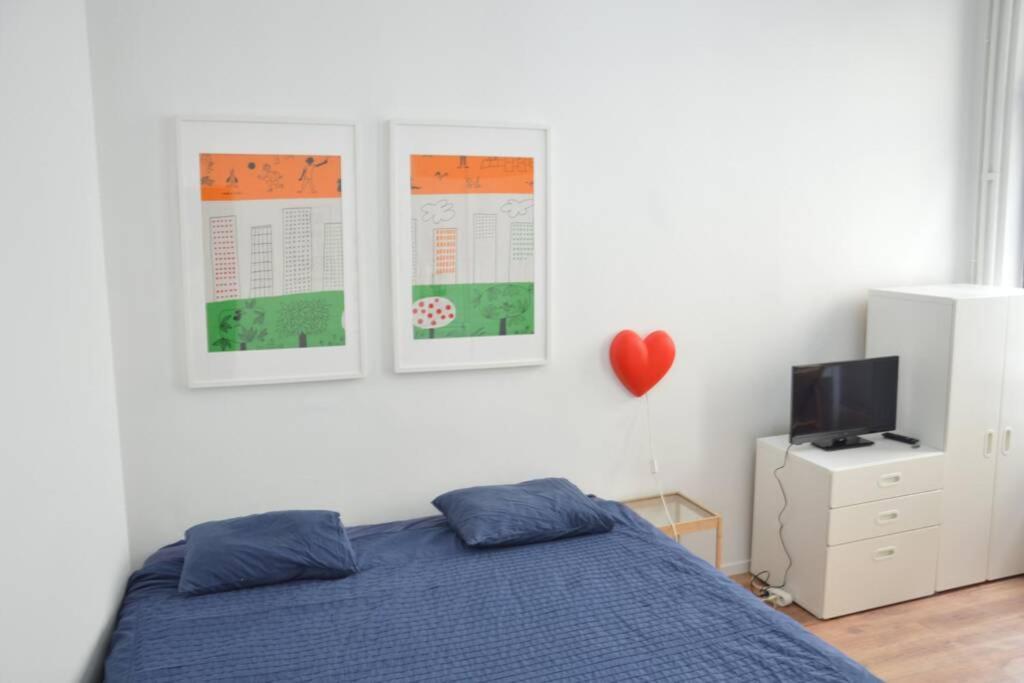 Awesome Studio In Marolles Appartement Brussel Buitenkant foto