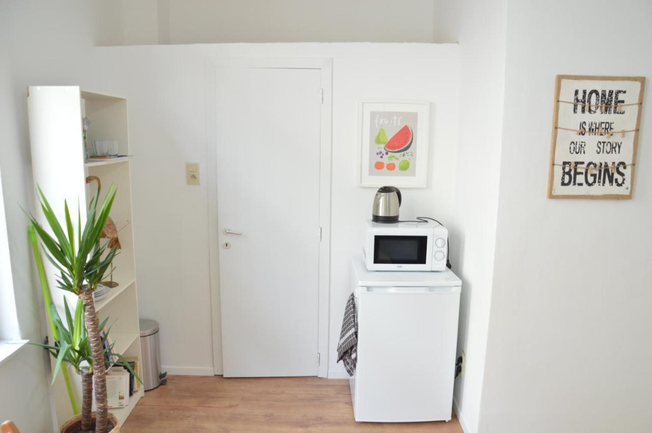 Awesome Studio In Marolles Appartement Brussel Buitenkant foto